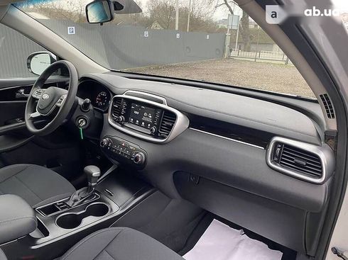Kia Sorento 2019 - фото 17