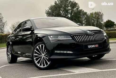 Skoda Superb 2020 - фото 19