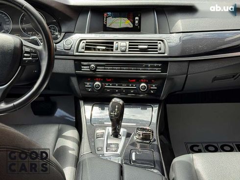 BMW 5 серия 2016 - фото 22