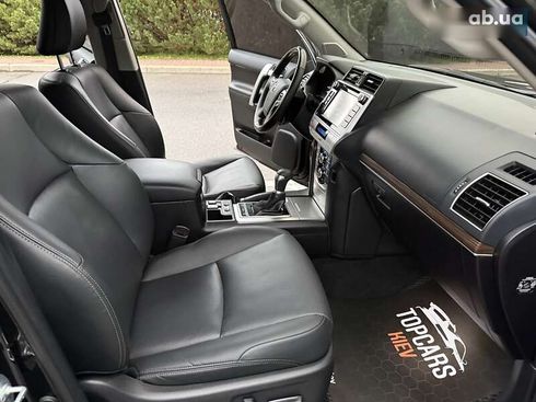 Toyota Land Cruiser Prado 2020 - фото 25