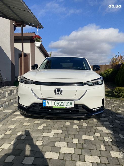 Honda e:NS1 2023 белый - фото 15