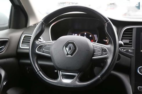Renault Megane 2017 - фото 16