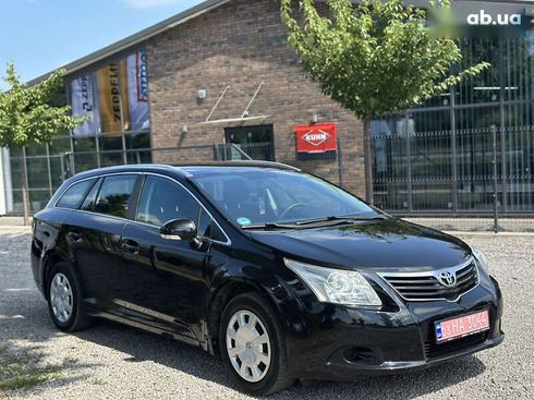Toyota Avensis 2010 - фото 4