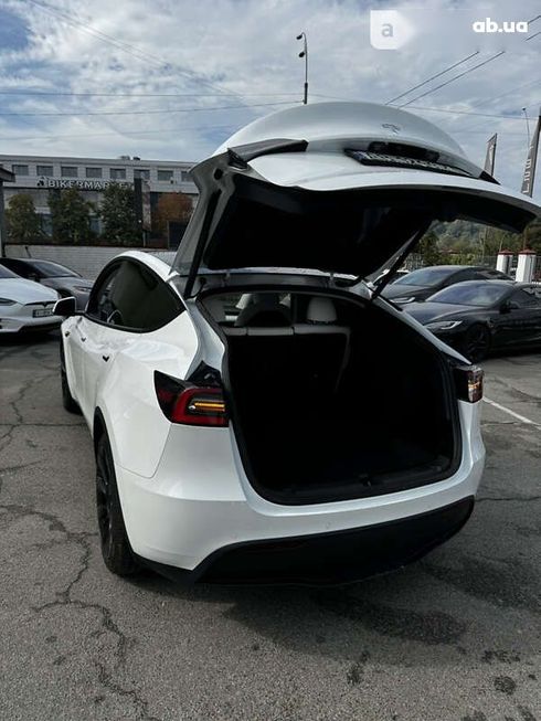 Tesla Model Y 2021 - фото 14