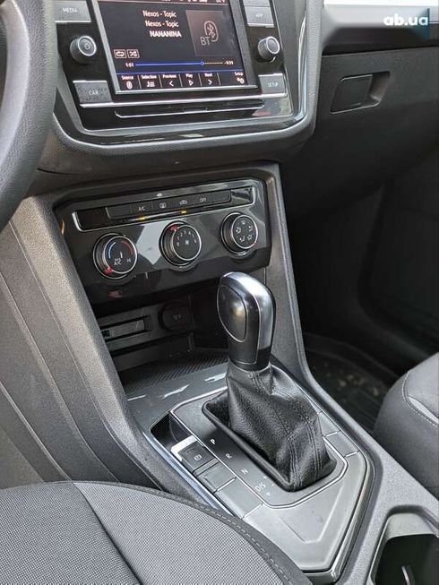 Volkswagen Tiguan 2019 - фото 17