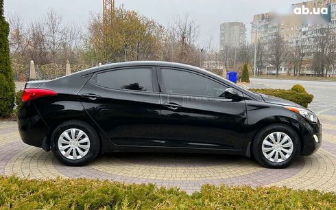 Hyundai Elantra 2013 - фото 8