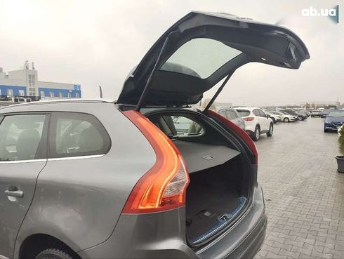 Volvo XC60 2016 - фото 26