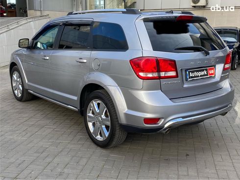 Dodge Journey 2018 серый - фото 7