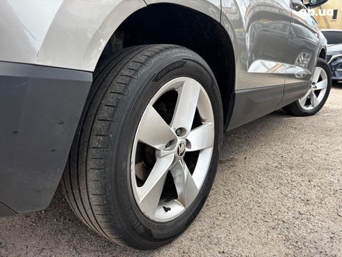 Skoda Karoq 2018 бежевый - фото 11