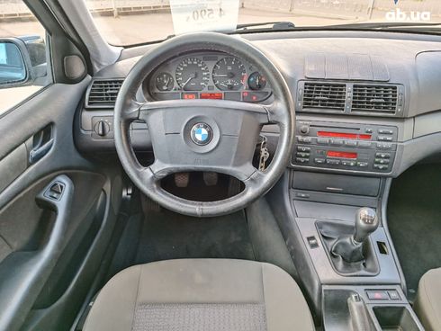 BMW 3 серия 2002 черный - фото 26