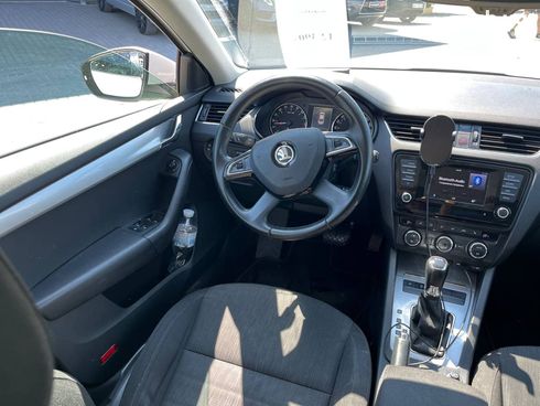 Skoda Octavia 2015 белый - фото 12