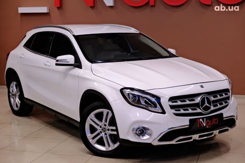 Mercedes-Benz GLA-Класс 2018 белый - фото 4