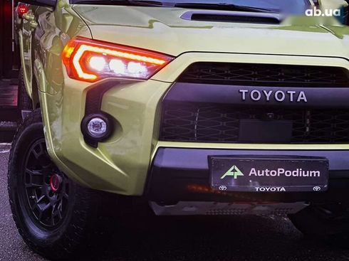 Toyota 4Runner 2021 - фото 8