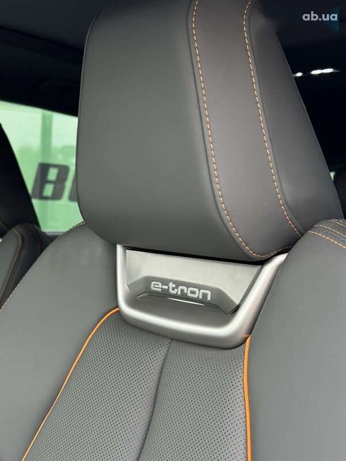 Audi Q4 e-tron 2023 - фото 29