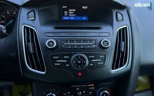 Ford Focus 2015 - фото 12