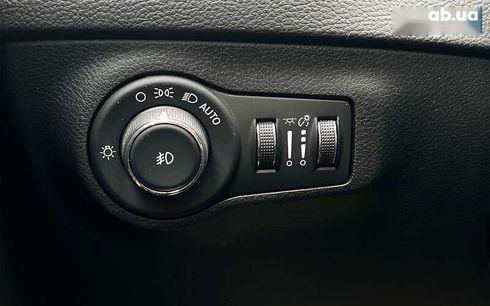 Jeep Compass 2018 - фото 24