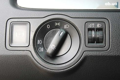 Volkswagen Passat 2009 - фото 23