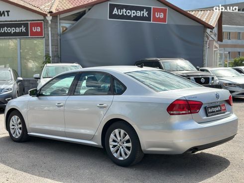 Volkswagen Passat 2014 серый - фото 7