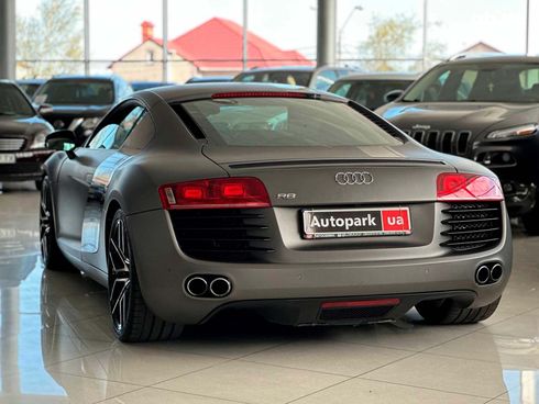 Audi R8 2007 серый - фото 7