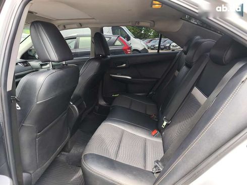 Toyota Camry 2013 - фото 11