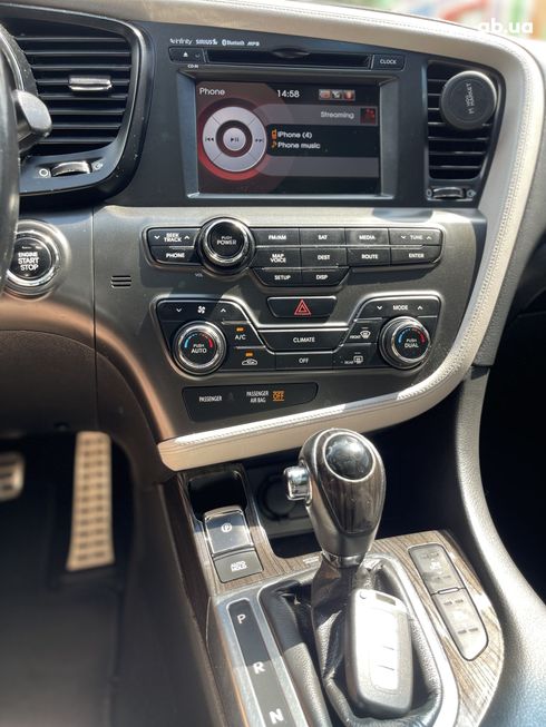 Kia Optima 2012 белый - фото 5