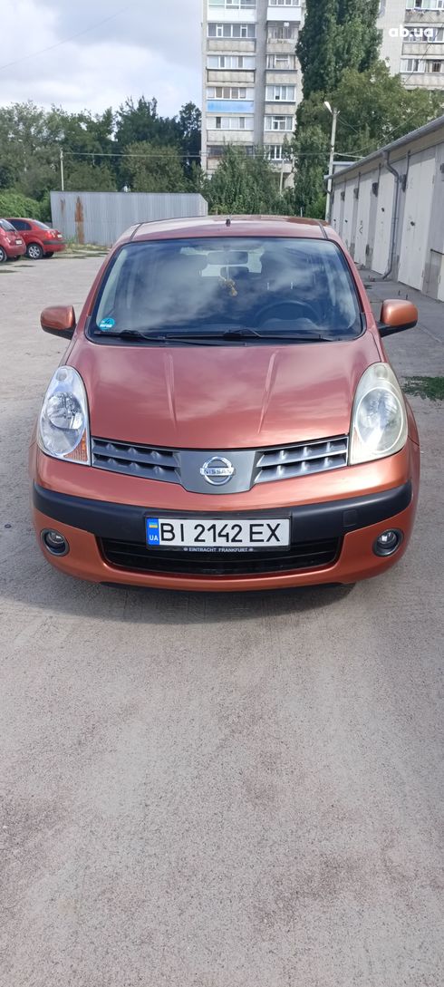 Nissan Note 2007 оранжевый - фото 2