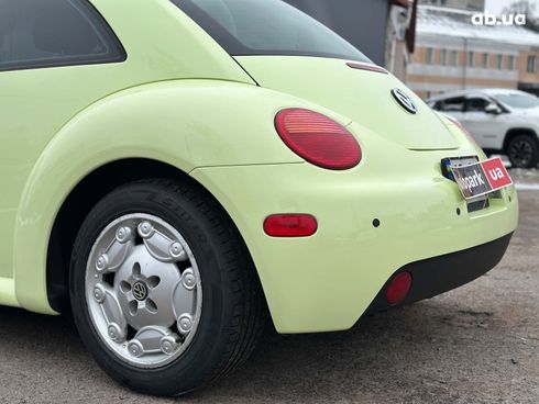 Volkswagen New Beetle 2001 зеленый - фото 20