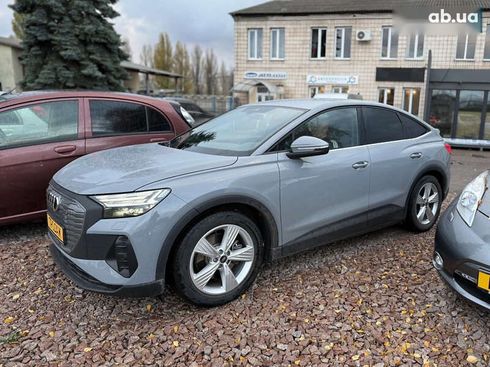 Audi Q4 Sportback e-tron 2023 - фото 2