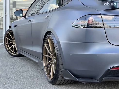 Tesla Model S 2022 - фото 13