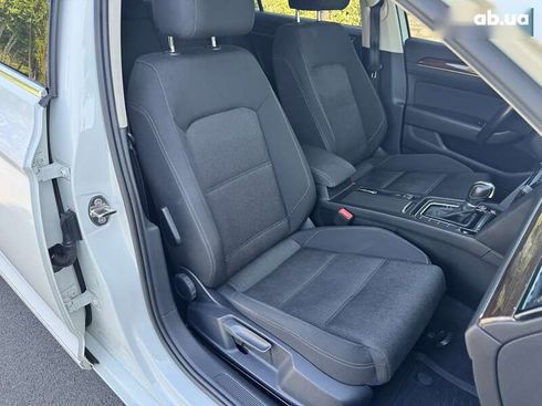 Volkswagen Passat 2015 - фото 18