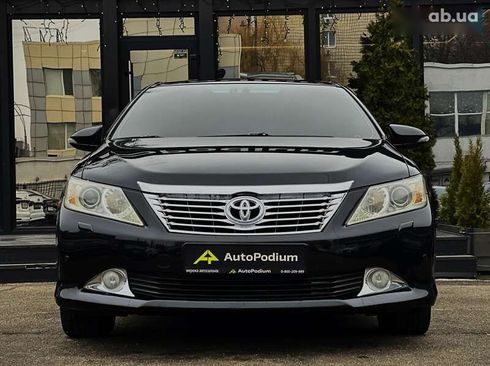 Toyota Camry 2011 - фото 3