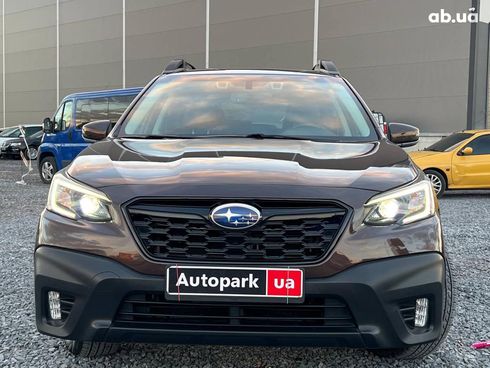 Subaru Outback 2020 коричневый - фото 13