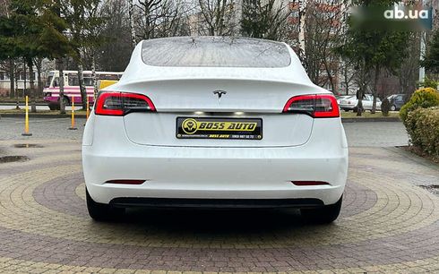 Tesla Model 3 2022 - фото 6