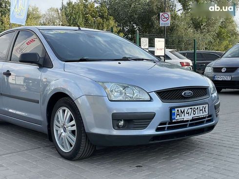Ford Focus 2005 - фото 8