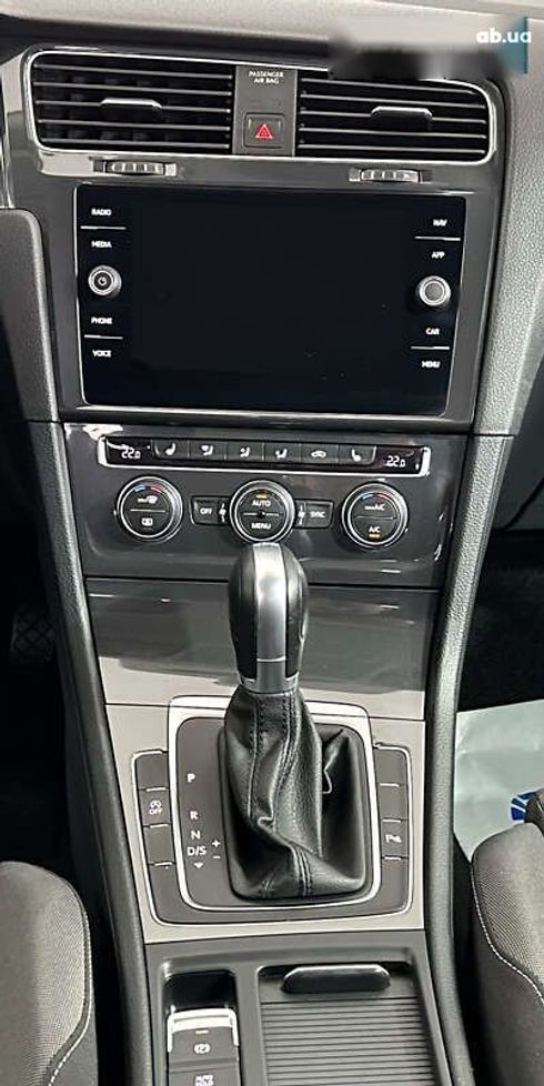 Volkswagen Golf 2018 - фото 17