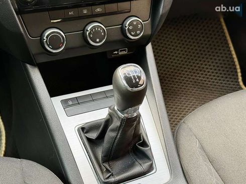Skoda Octavia 2019 - фото 30