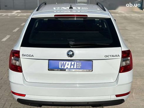 Skoda Octavia 2017 - фото 6