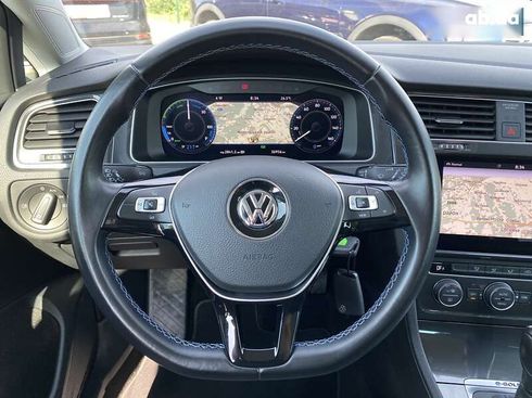 Volkswagen e-Golf 2020 - фото 20