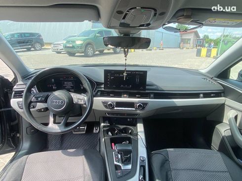 Audi A4 2020 серый - фото 23