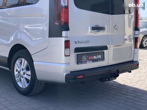 Opel Vivaro 2017 - фото 20
