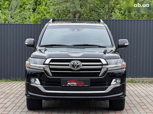Toyota Land Cruiser 2019 - фото 9