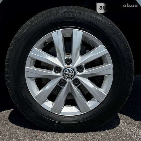 Volkswagen Transporter 2019 - фото 15