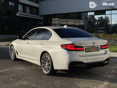 BMW 5 серия 2018 - фото 16