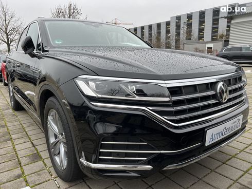 Volkswagen Touareg 2022 - фото 20