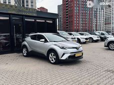 Купити Toyota C-HR 2017 бу в Києві - купити на Автобазарі