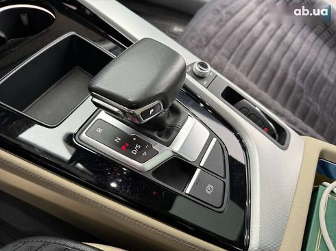 Audi A4 2019 - фото 23