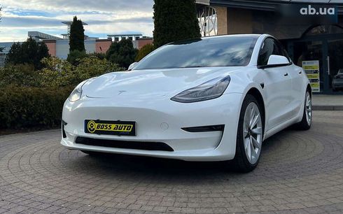 Tesla Model 3 2022 - фото 3