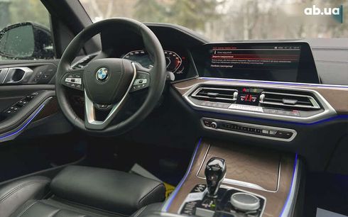 BMW X5 2021 - фото 21