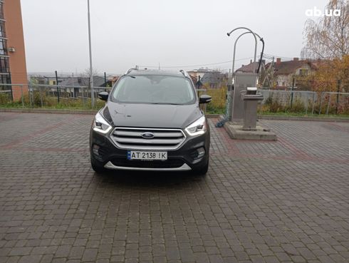 Ford Escape 2019 серый - фото 2