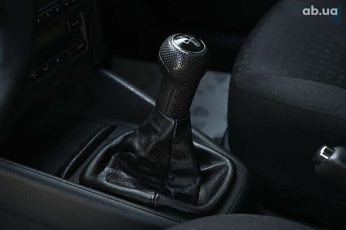 Volkswagen Golf 2003 - фото 16